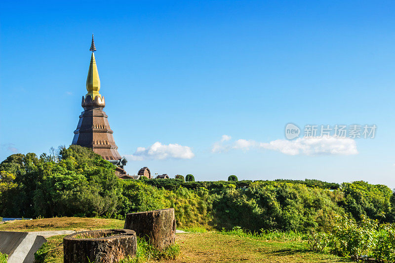 在泰国清迈的doi Inthanon国家公园的地标宝塔。